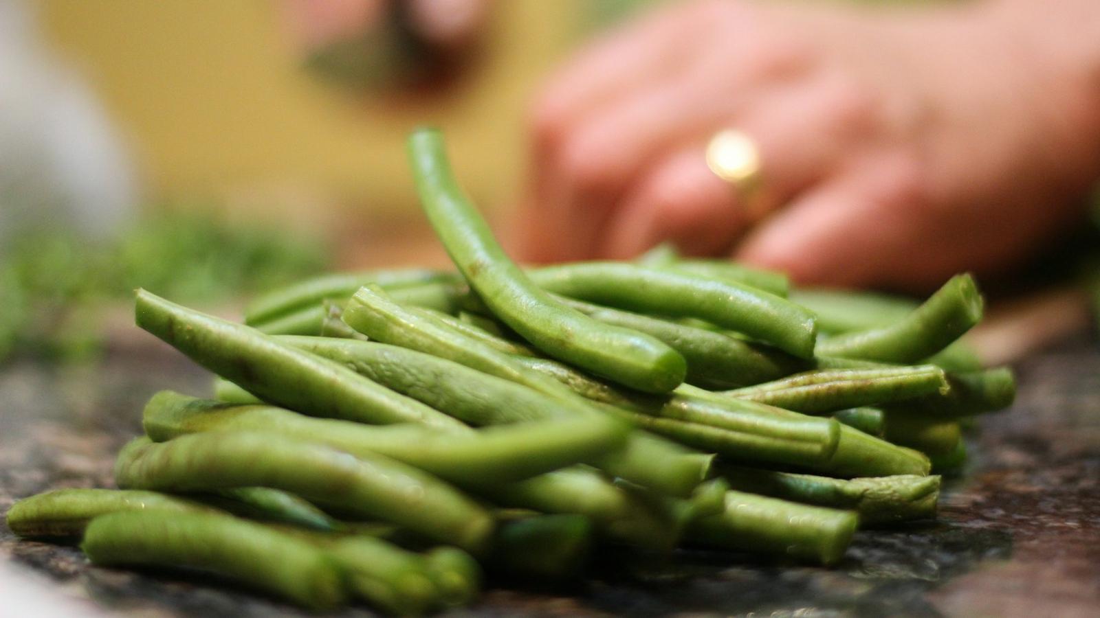 Fresh green beans, the main ingredient of DMPhas